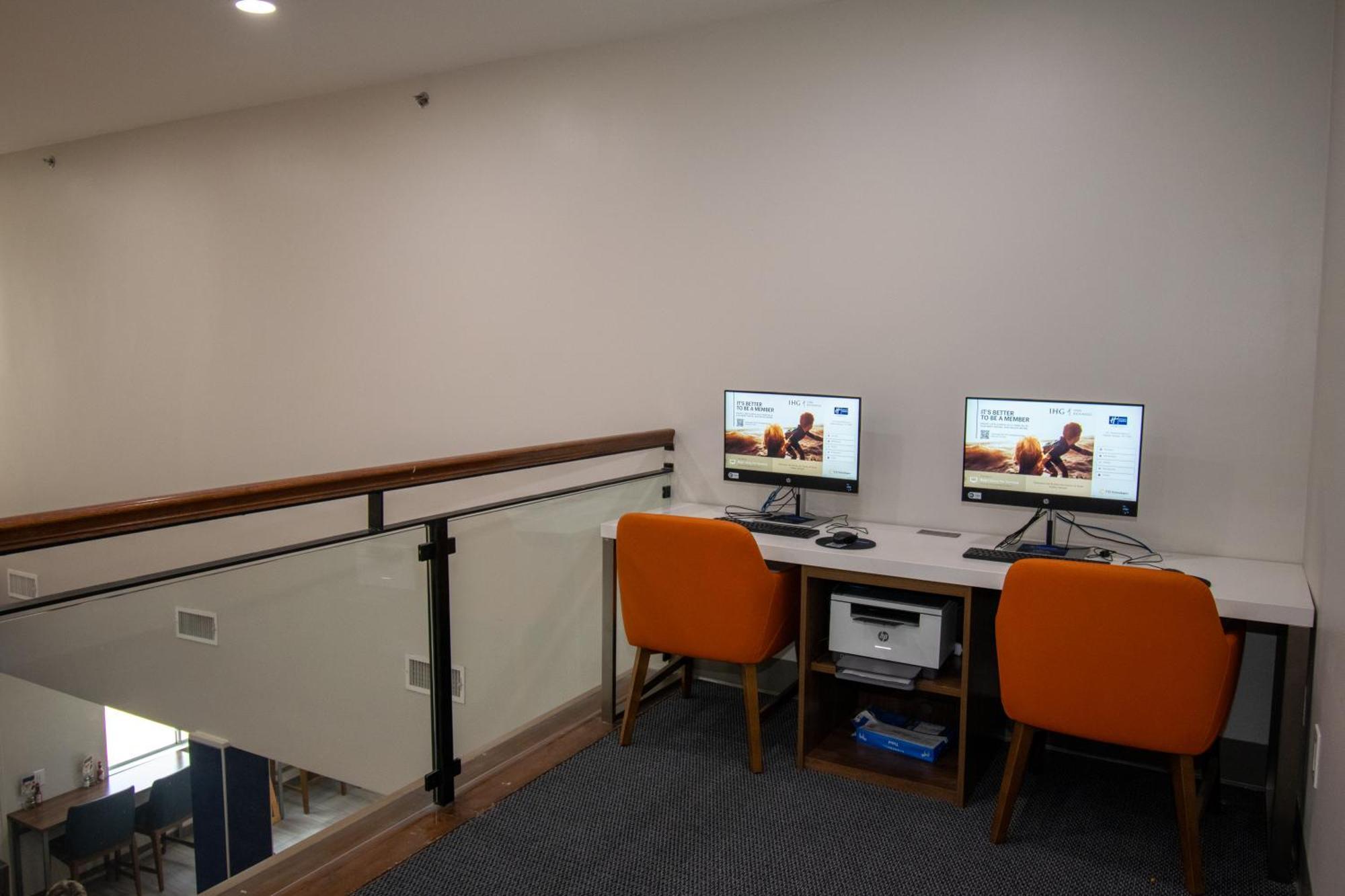 Holiday Inn Express & Suites Sulphur Springs By Ihg Екстер'єр фото